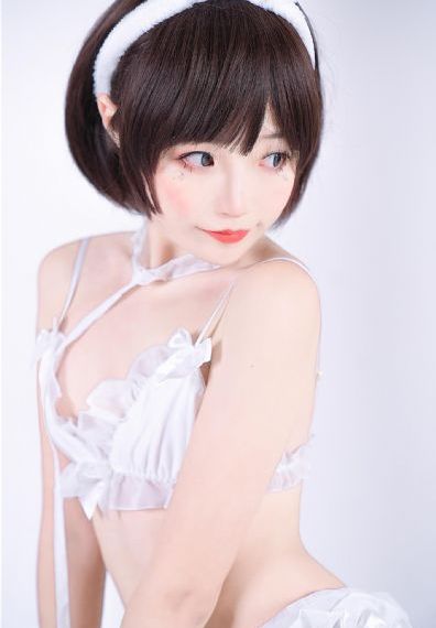 日韩精品在线视频韩国大胸美女_BD韩语免费观看
