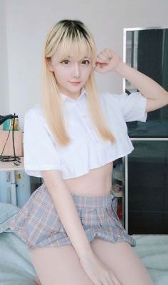 欧美西装大叔头像图片_720在线观看高清