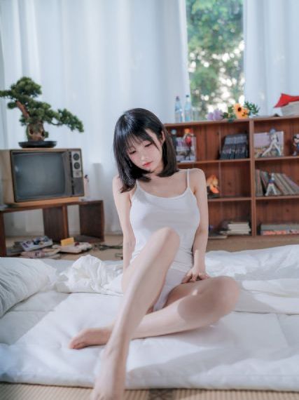 欧美时尚街拍大片_BD国语全集免费观看