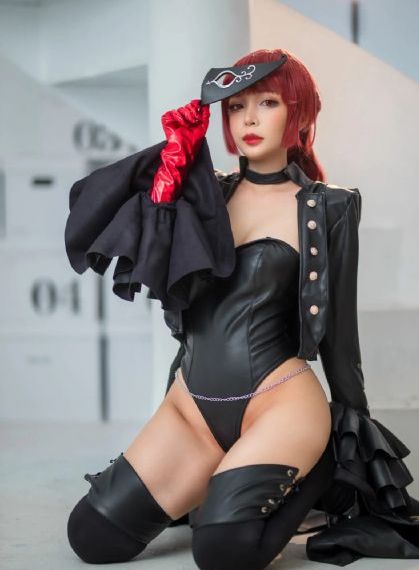 欧美女装文案_免费手机在线看片