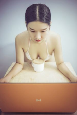 国产一级a爱做片天_国产剧免费高清观看
