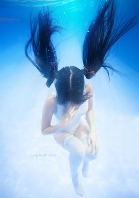 国产野战超黑皮裤修车美女_HD免费观看视频