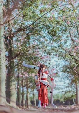 欧美碎花裙街拍_720高清完整版