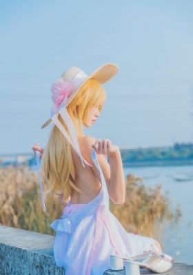 欧美发型师纹身图案_BD英语免费高清观看